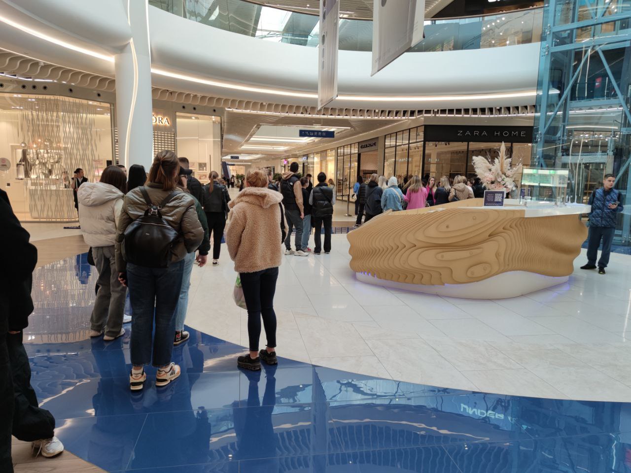 ZARA знову працює. Як відкривалися магазини Inditex у Києві (фото)